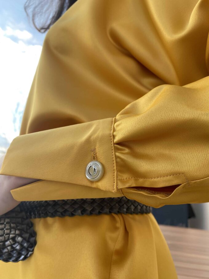 robe-kamélya-wasni-france-05 robe jaune manches longues mi longue boutonnée poignet large Kamélia